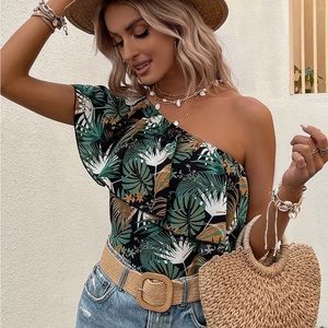 NWOT SHEIN TROPICAL PRINT ONE SHOULDER RUFFLE TRIM BLOUSE *FLORAL HAWAIIAN TOP